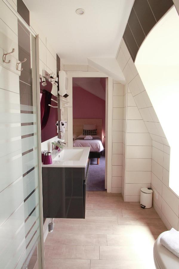 Hotel La Couronne Marmande Bagian luar foto