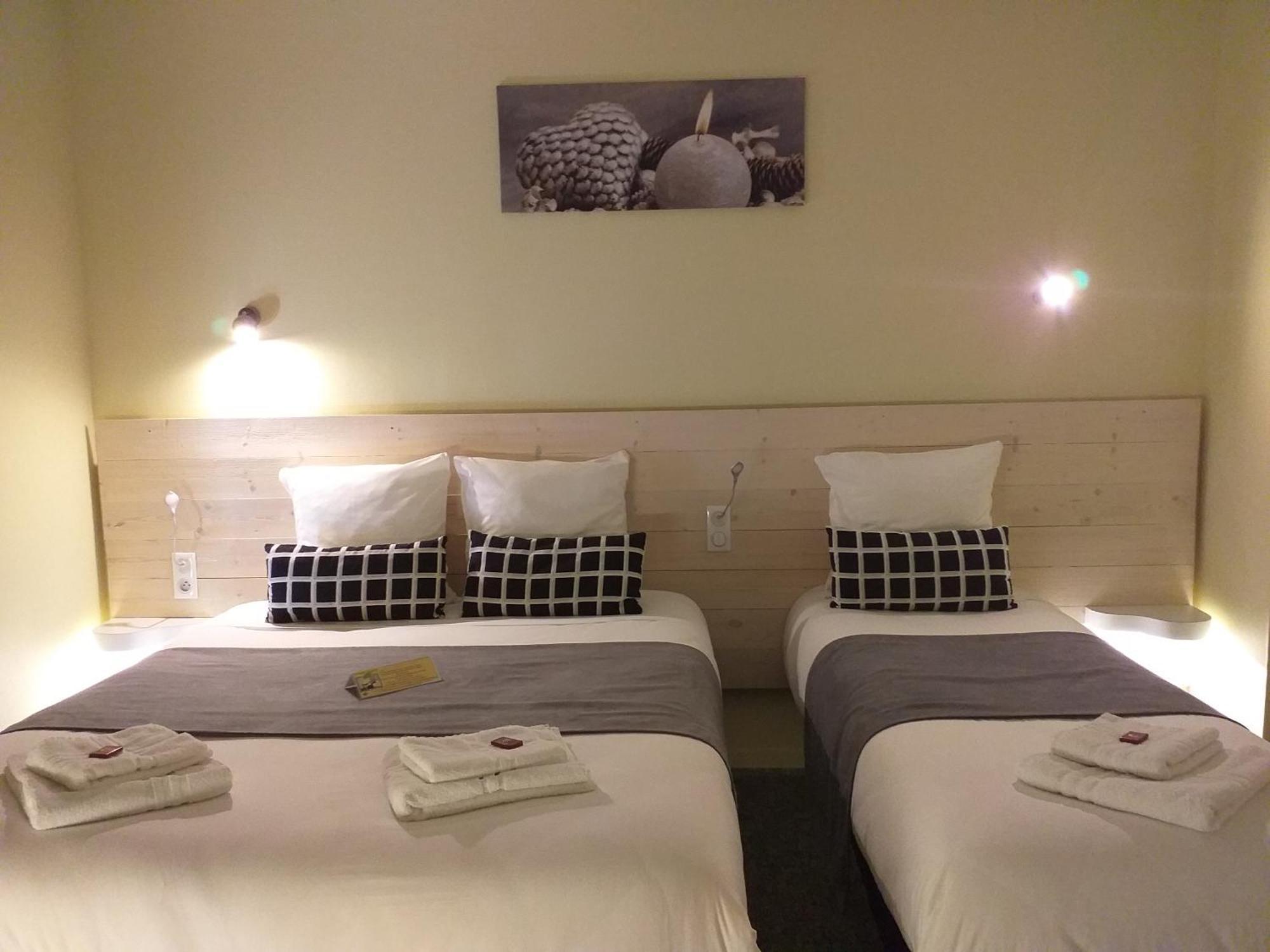 Hotel La Couronne Marmande Bagian luar foto